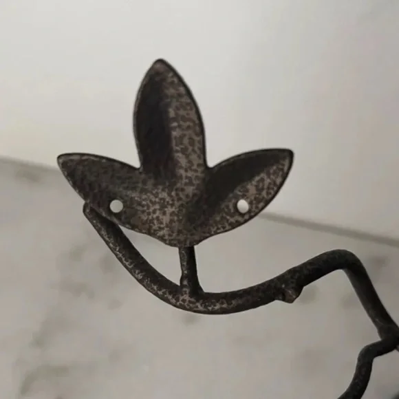 Jewelry stand Elegant Bronze Tree Sculpture - Picture 5 of 10